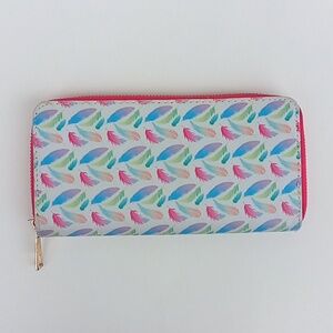 Heimish Feathers Wallet